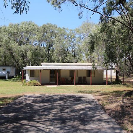 Lazy Days Caravan Park Vasse Luaran gambar